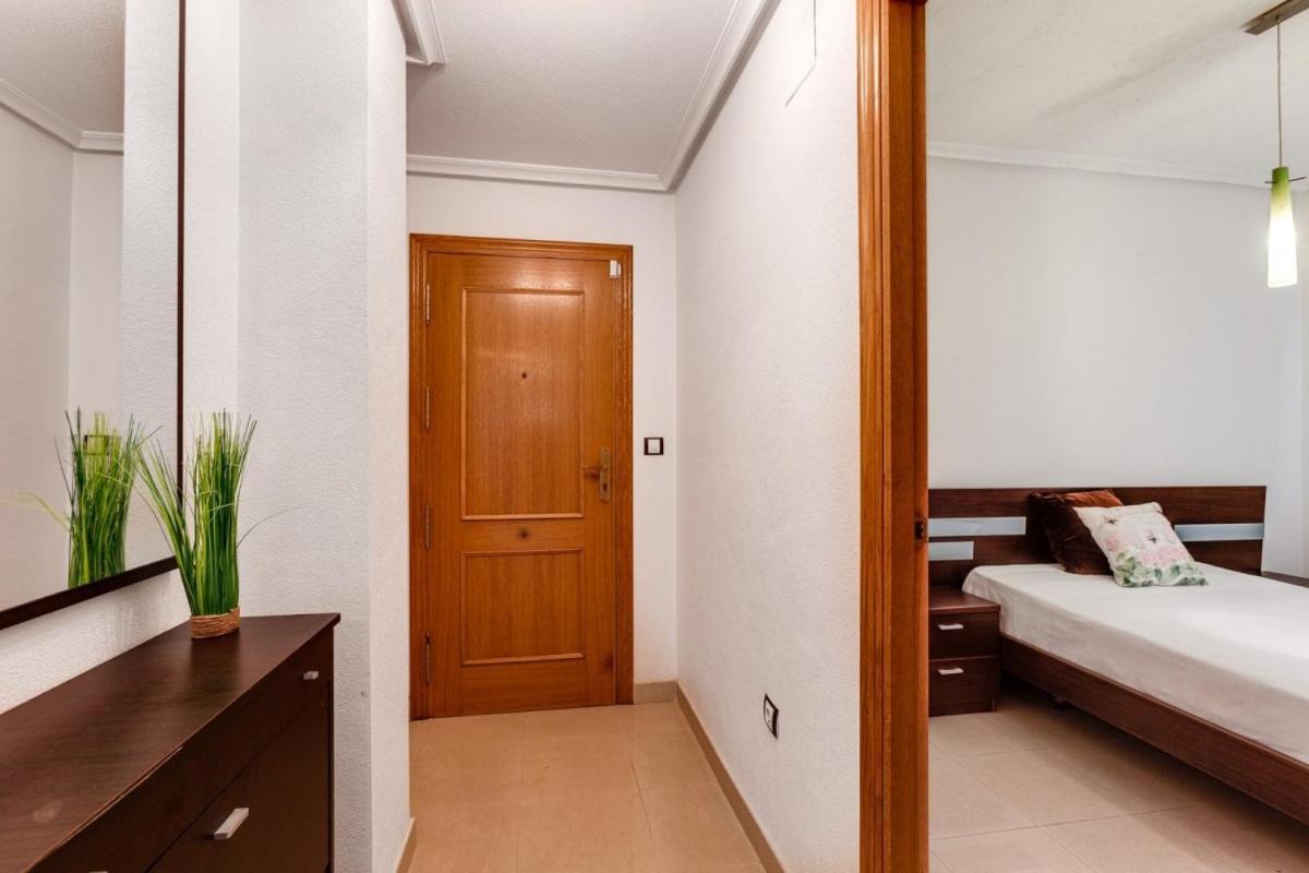 Nice Apartment With Terrace On The Los Locos Beach Torrevieja Luaran gambar
