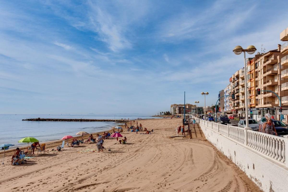 Nice Apartment With Terrace On The Los Locos Beach Torrevieja Luaran gambar