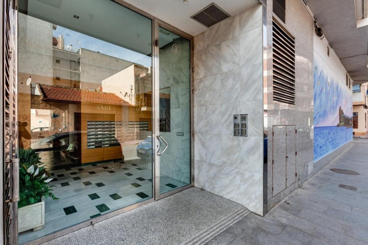 Nice Apartment With Terrace On The Los Locos Beach Torrevieja Luaran gambar