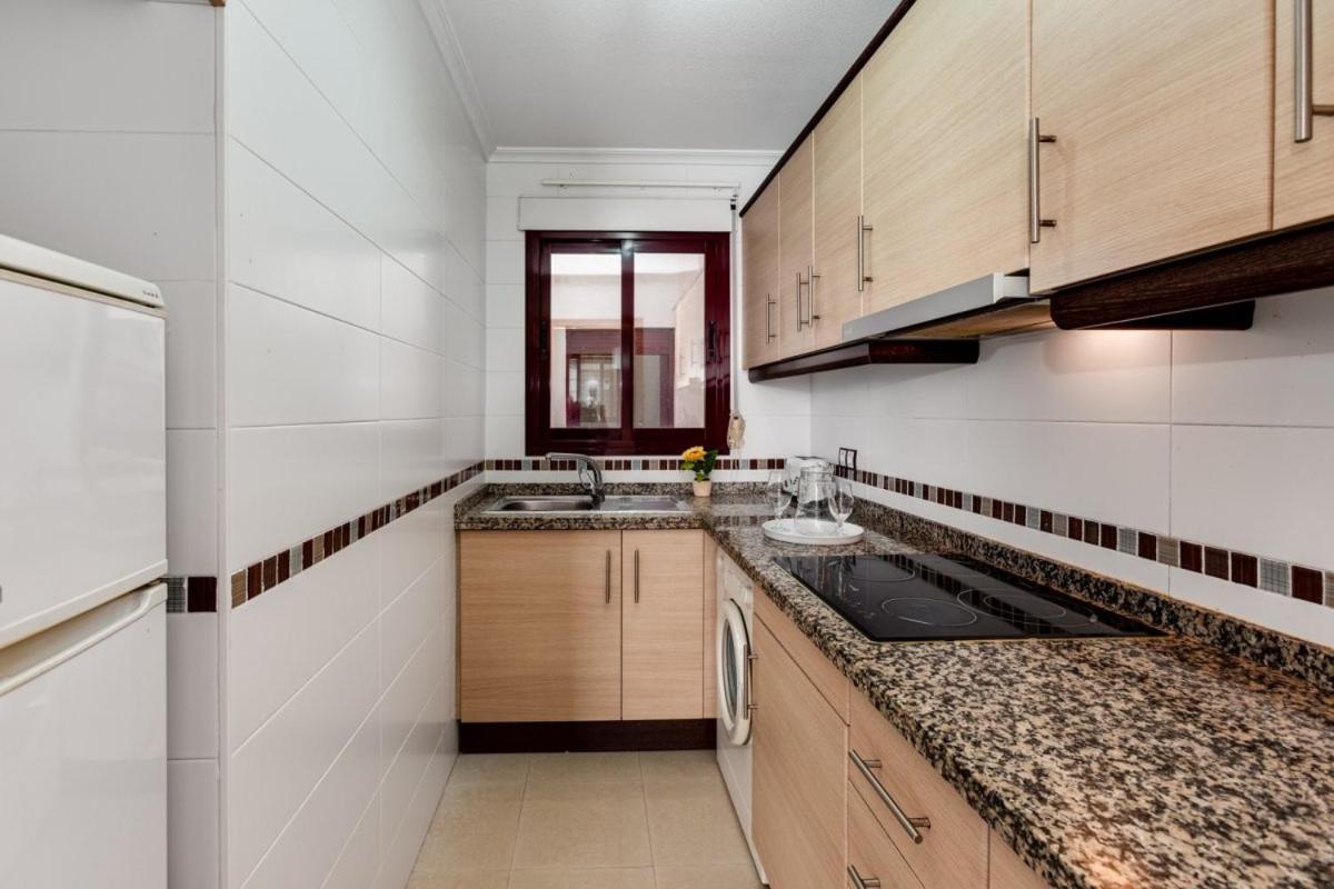 Nice Apartment With Terrace On The Los Locos Beach Torrevieja Luaran gambar