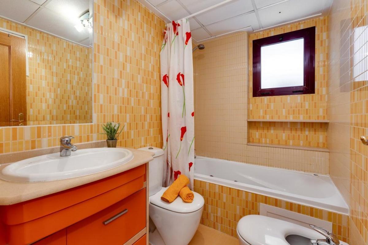 Nice Apartment With Terrace On The Los Locos Beach Torrevieja Luaran gambar