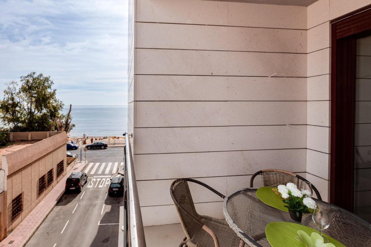 Nice Apartment With Terrace On The Los Locos Beach Torrevieja Luaran gambar
